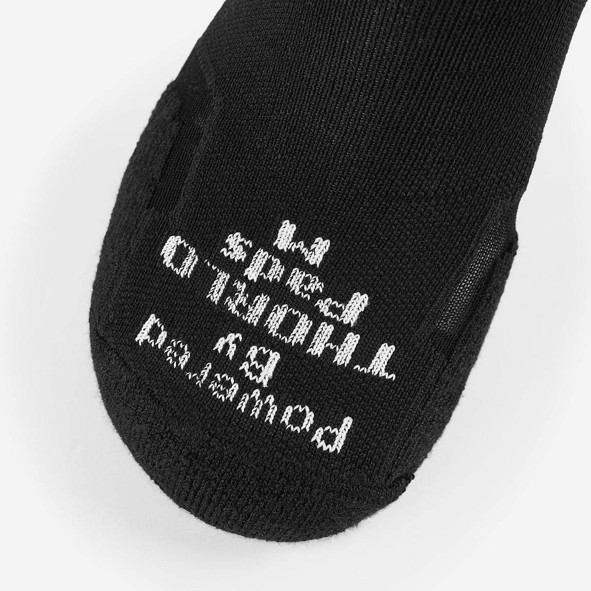 Thorlo Experia Unisex Techfit Light Cushion Low Tab - Black on Black